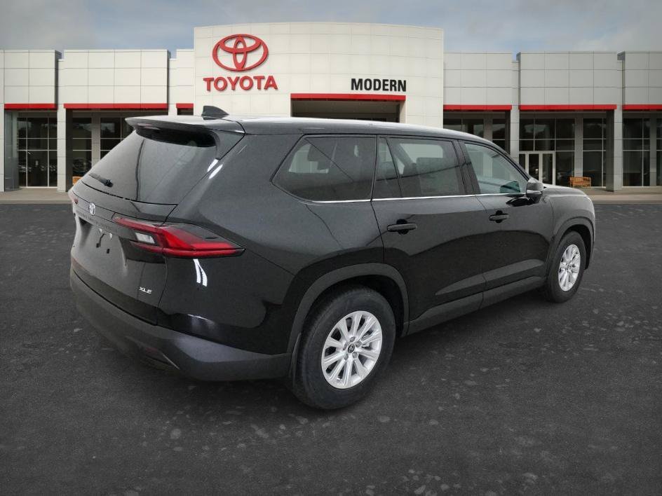 New 2026 Midnight Black Met Toyota Hybrid XLE image 18