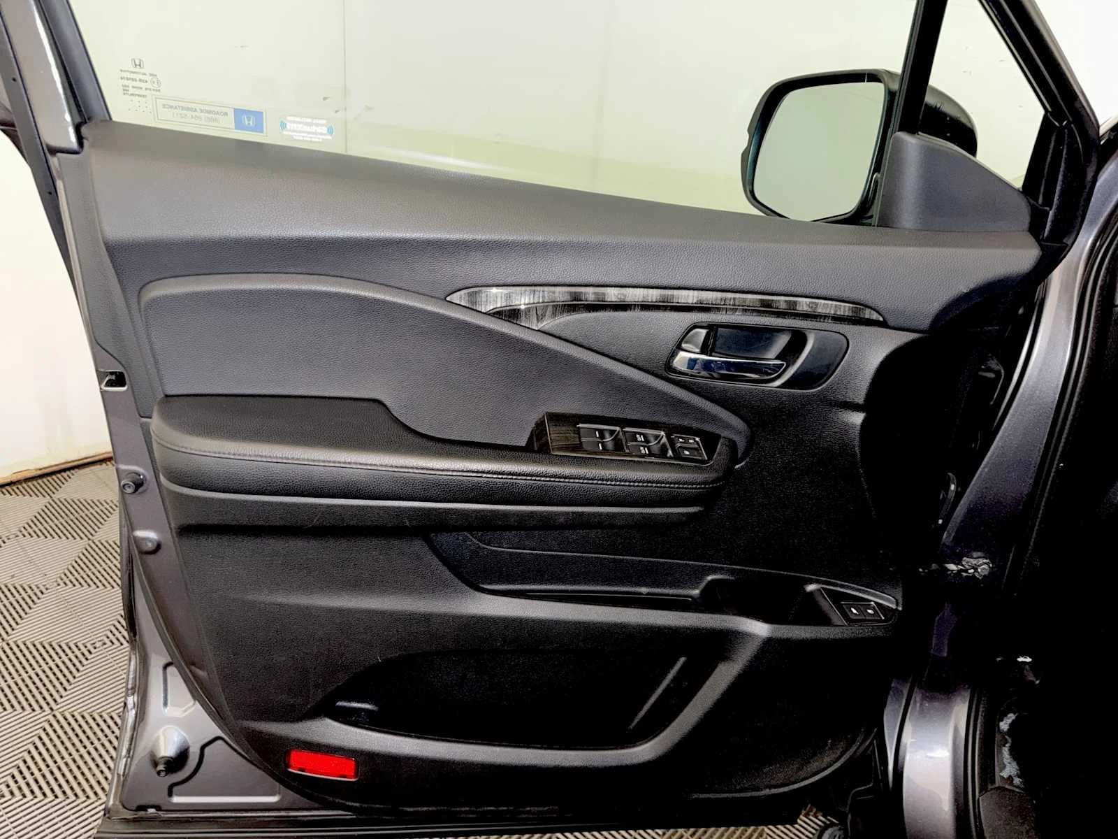 Used 2017 GY Honda EX-L image 11