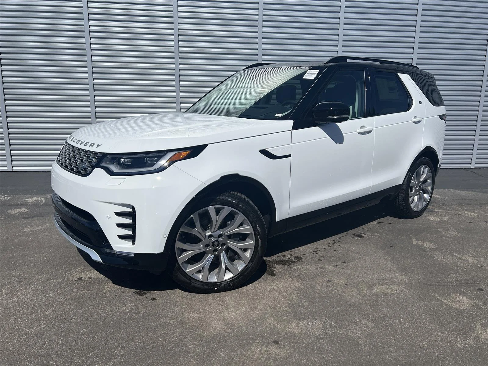 2026 Land Rover Discovery