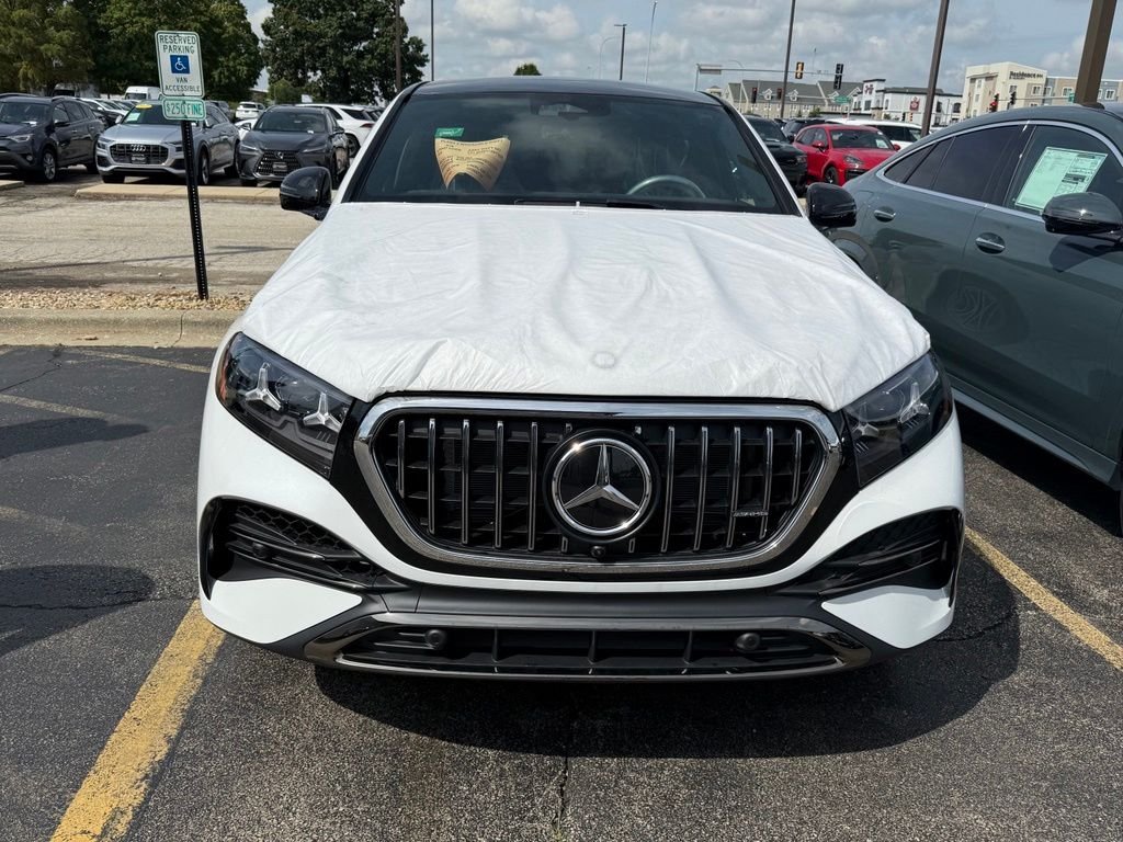 New 2027 MANUFAKTUR Moonlight White Metallic Mercedes-Benz AMG® GLE 53e 4MATIC+ Coupe image 3