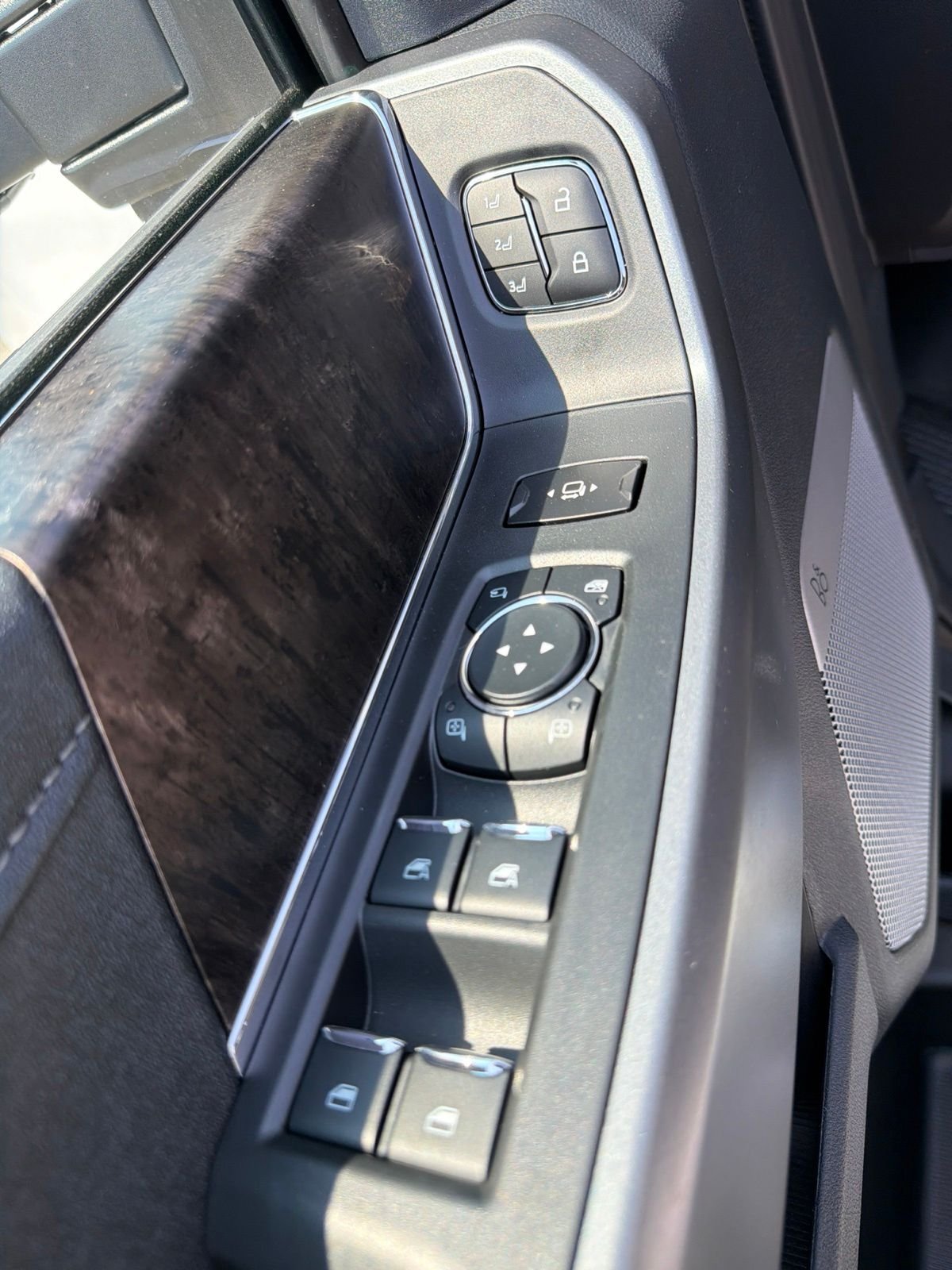 New 2026 Oxford White Ford F-250® Lariat® image 18