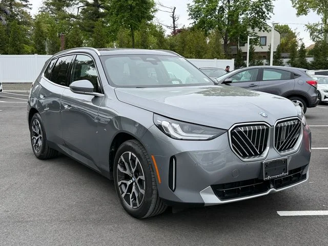 Used 2025 Skyscraper Grey Metallic BMW 30 xDrive image 3