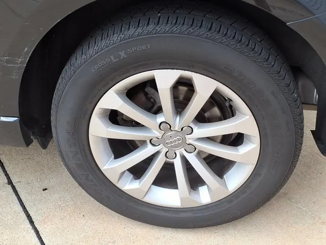 Used 2013  Audi Premium Plus image 28