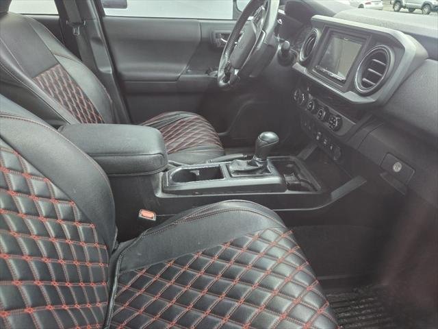 Certified Used 2018 ATTITUDE BLACK MC. Toyota  image 15