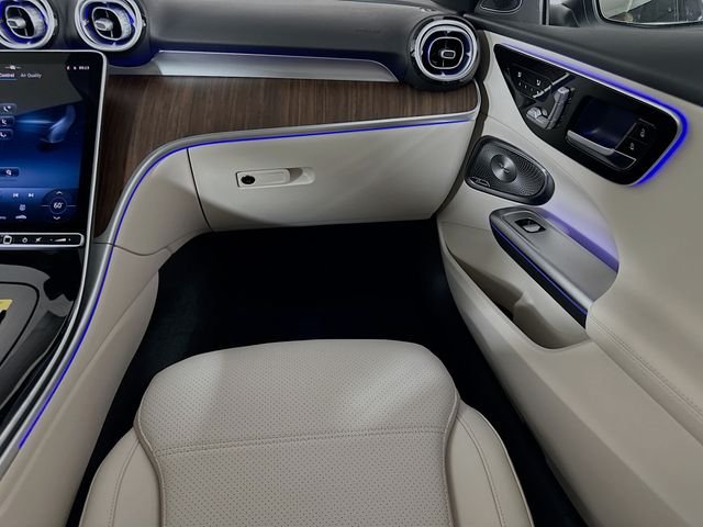 New 2026 Polar White Mercedes-Benz C 300 image 24