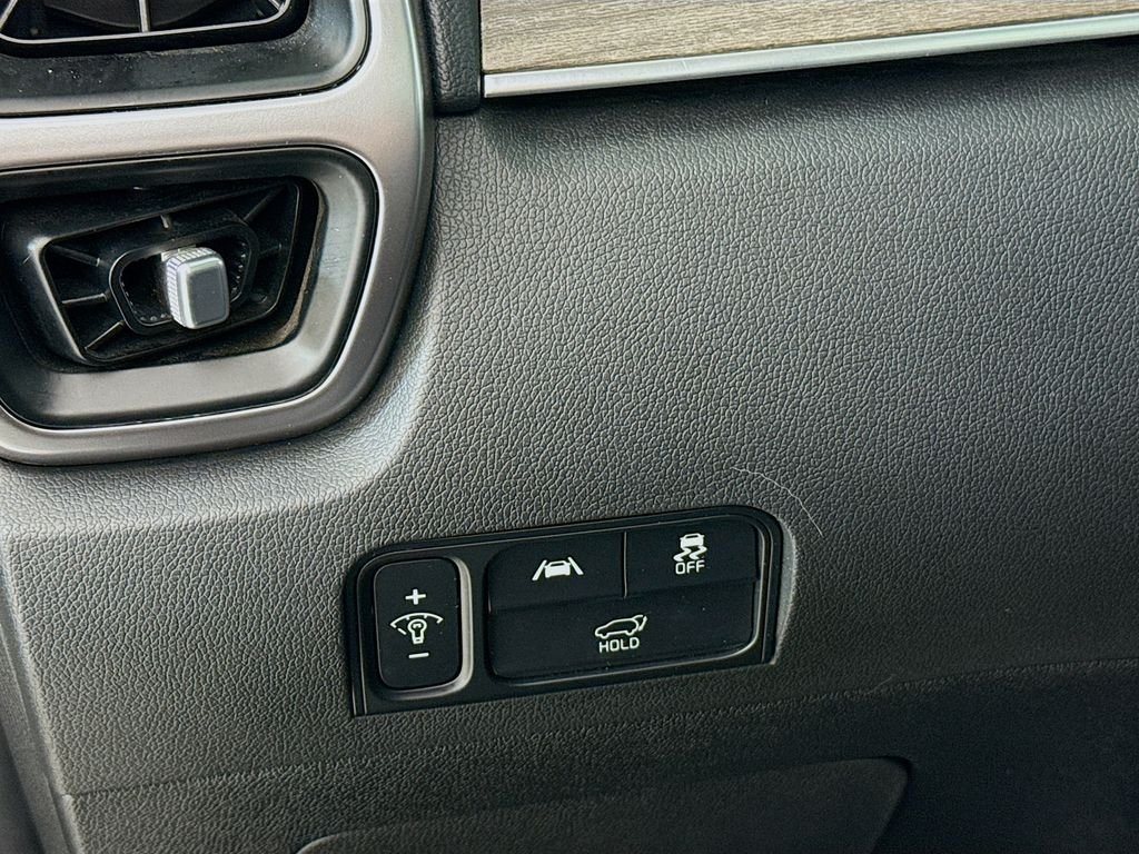 Used 2022 Gray Kia X-Line EX image 11