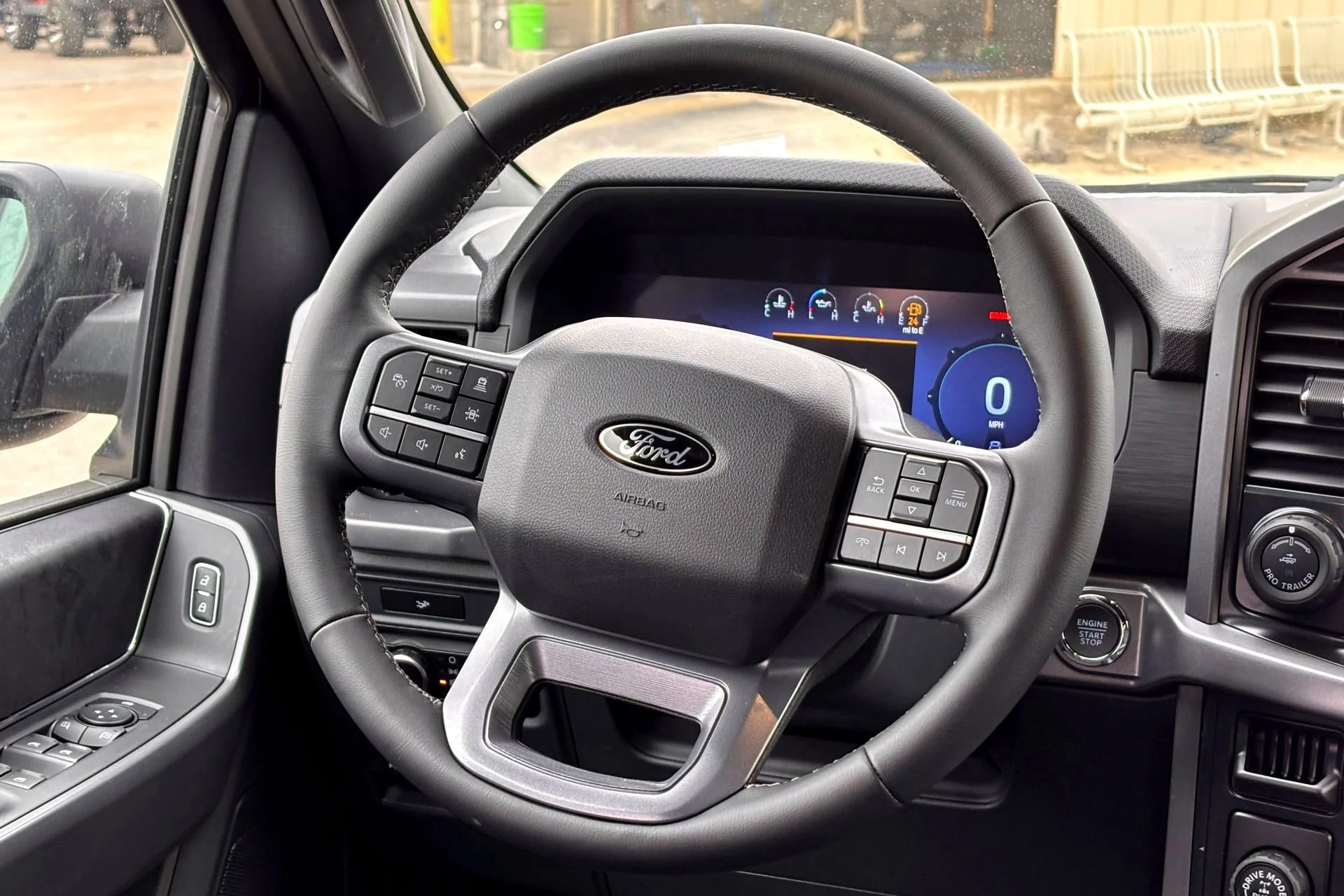 New 2026 Agate Black Metallic Ford XLT image 16