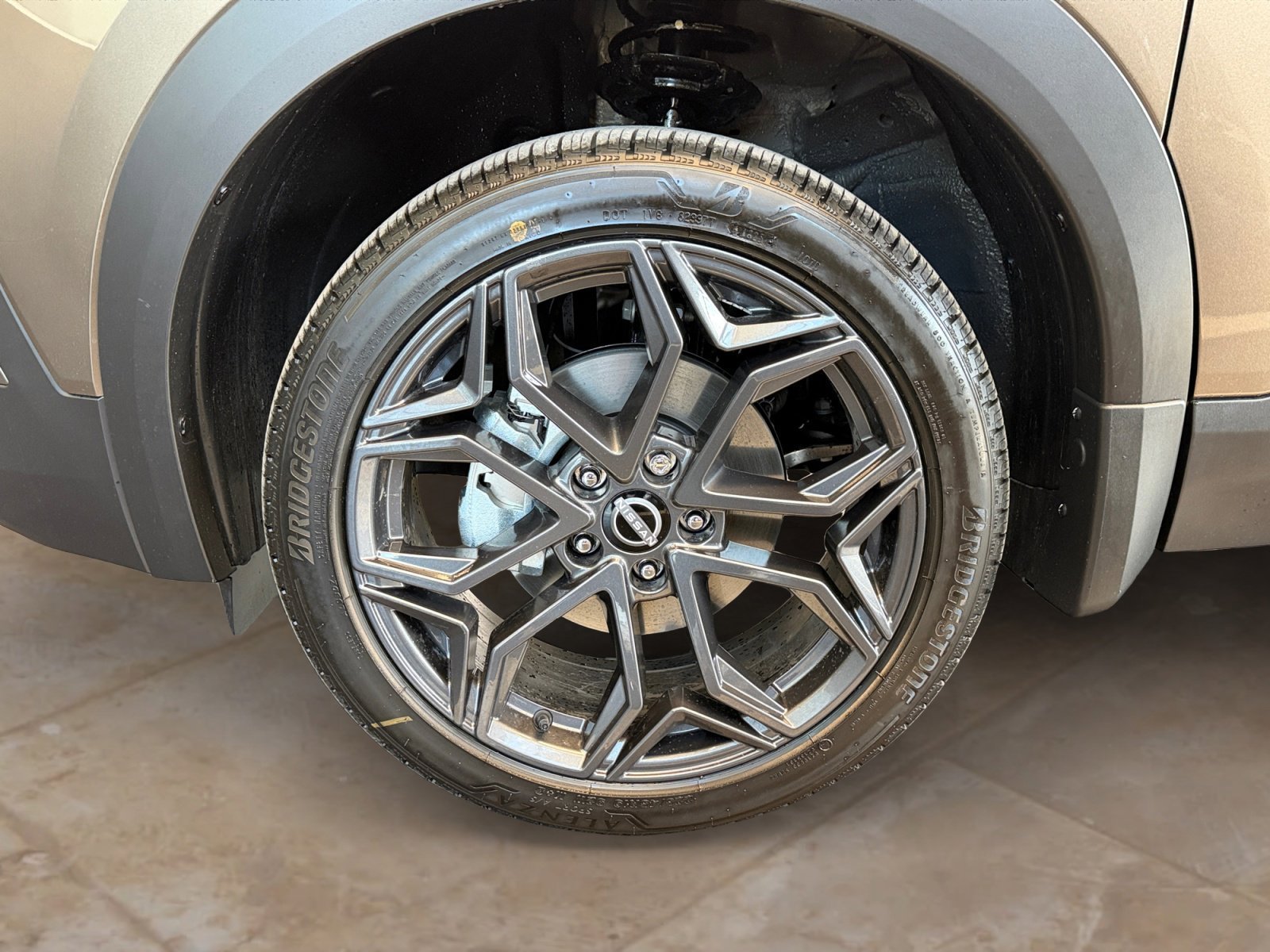 New 2027 Canyon Bronze Metallic Nissan SR image 13