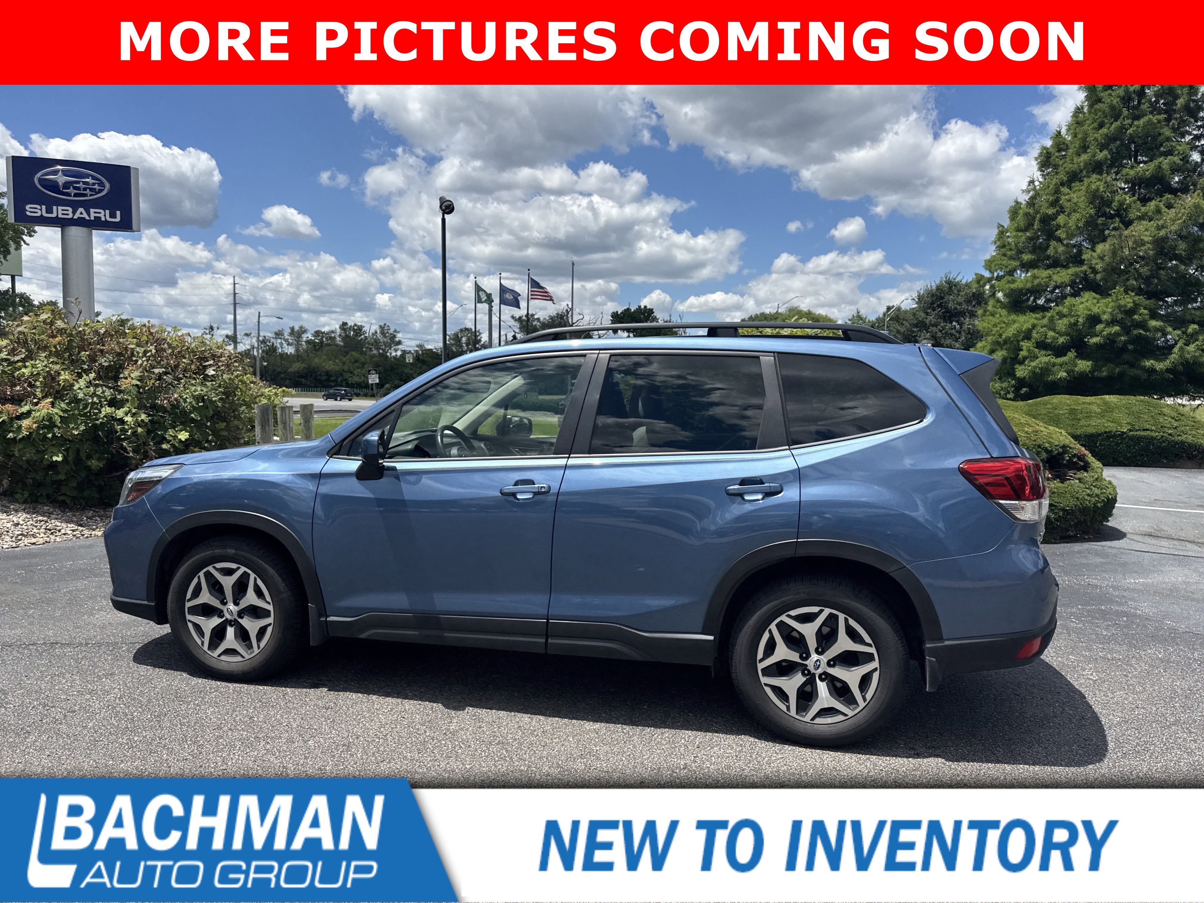 Used 2020 Horizon Blue Pearl Subaru Premium image 9