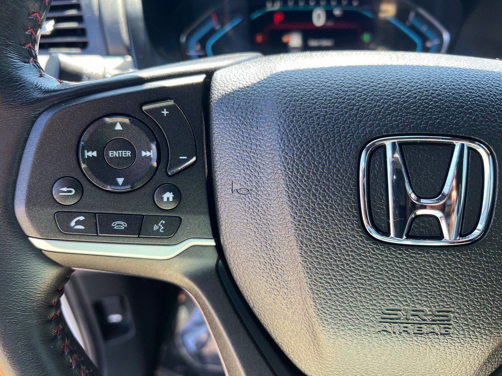 Used 2024 Platinum White Pearl Honda Sport image 34