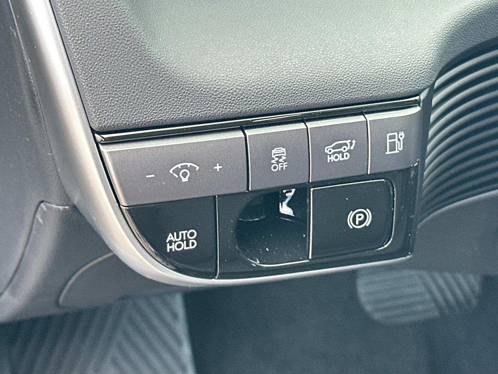 2025 Hyundai IONIQ 5 SEL - Photo 27