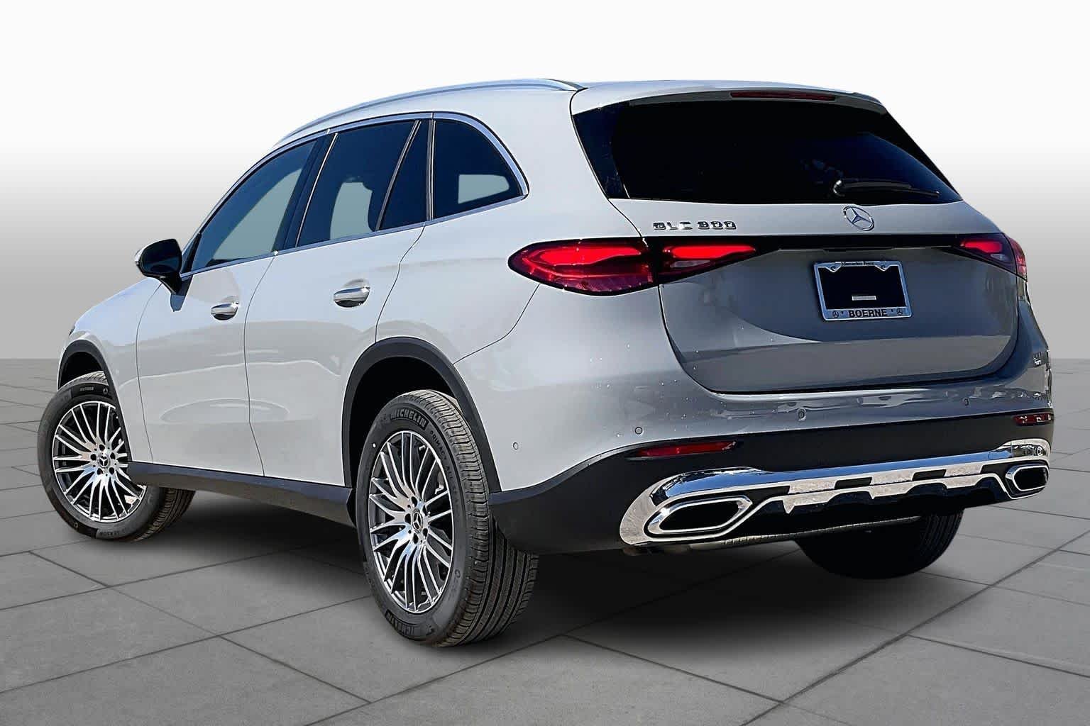 New 2026 MANUFAKTUR Alpine Grey Mercedes-Benz GLC 300 image 3