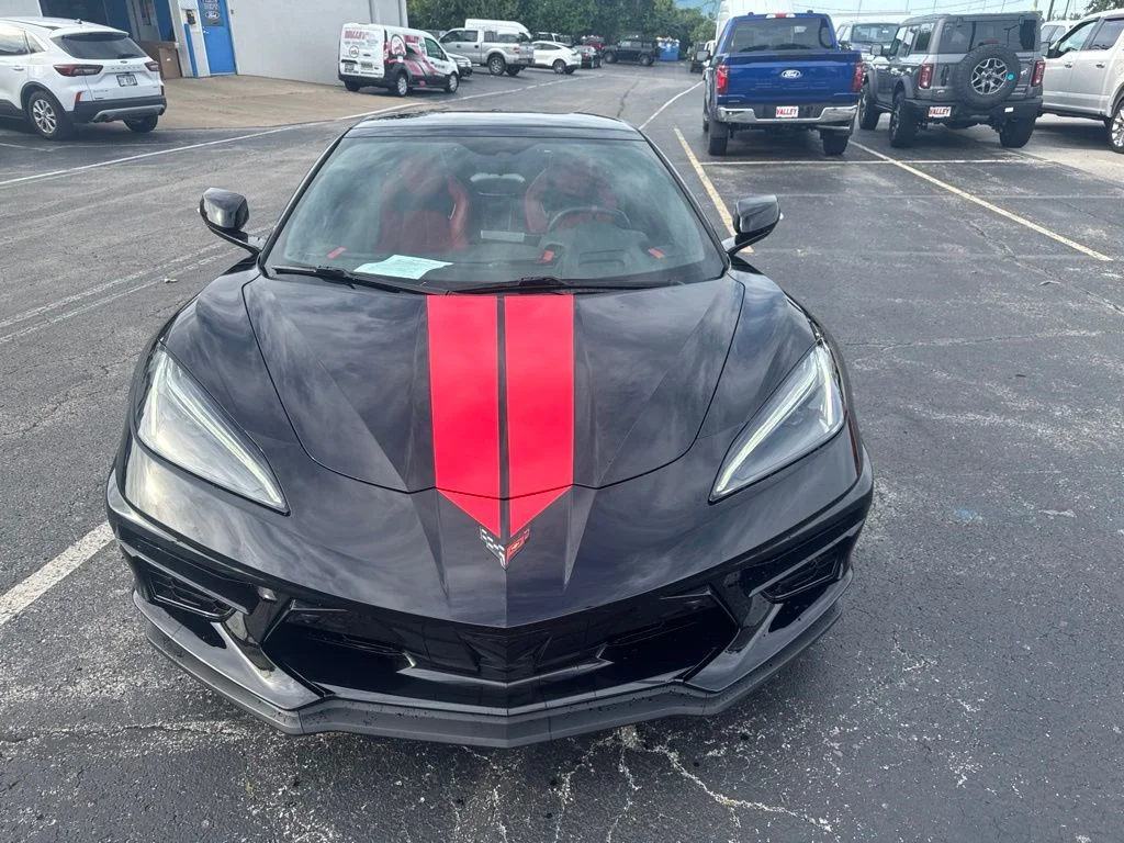 Used 2021 Black Chevrolet Stingray image 8