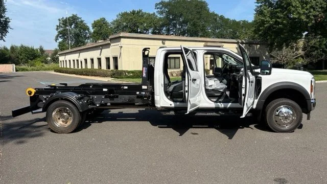 2026 Ford F-550 Super Duty Chassis Cab XL - Photo 43