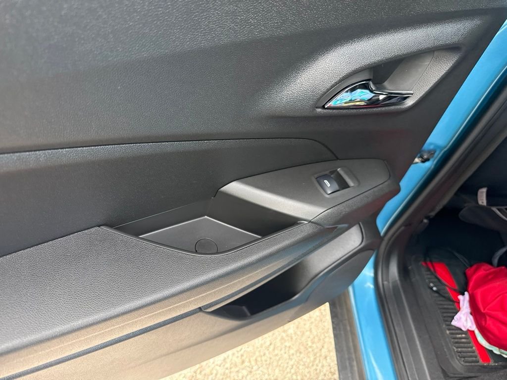 Used 2025 Blue Chevrolet 2RS image 12