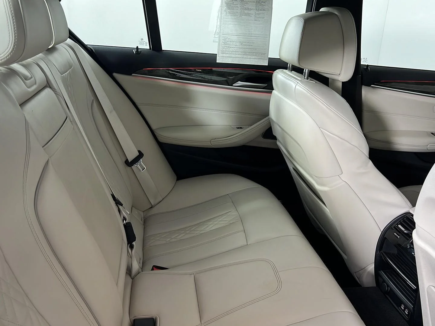 Used 2023 Black Sapphire Metallic BMW 540i xDrive image 13