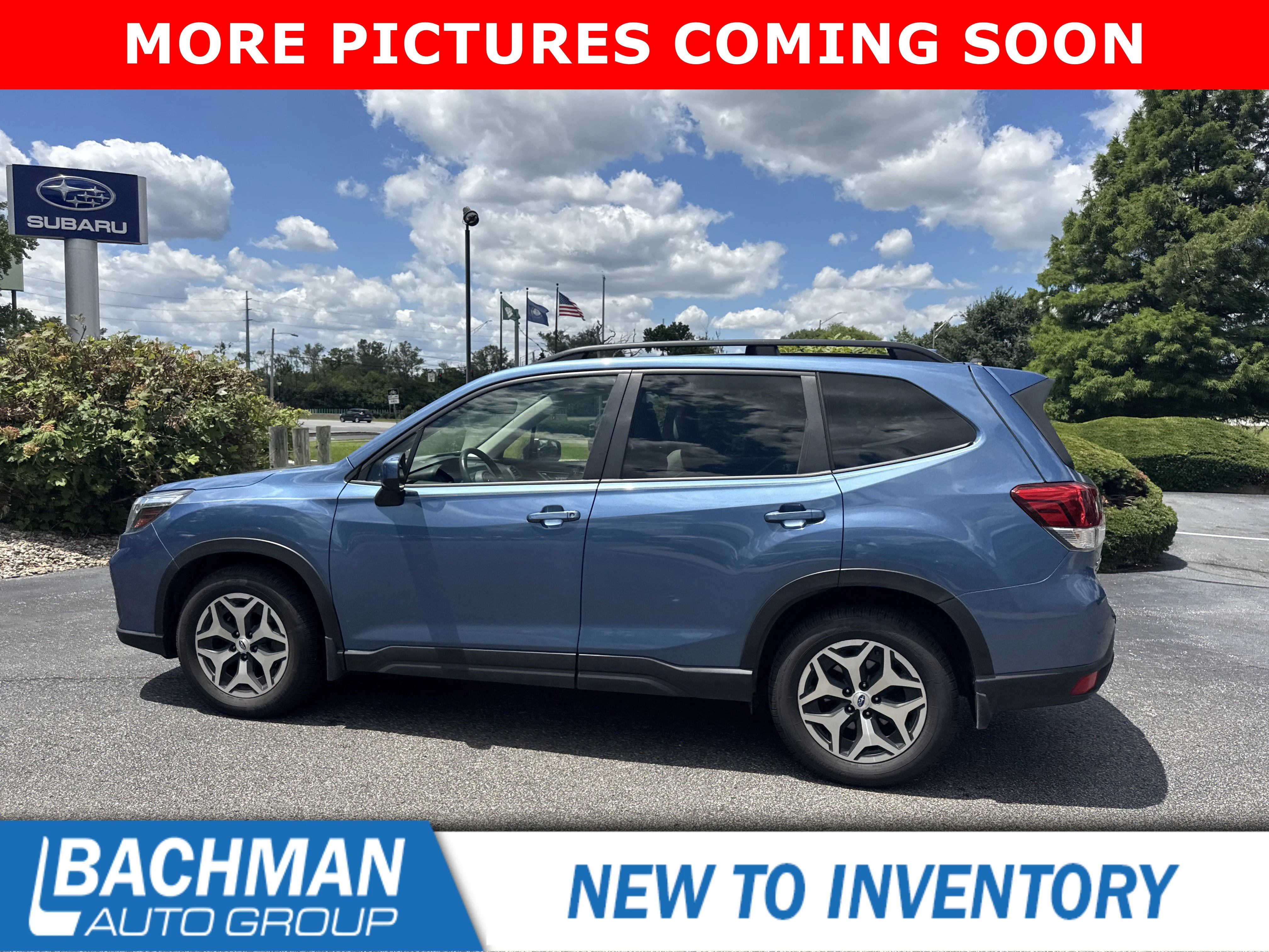 Used 2020 Horizon Blue Pearl Subaru Premium image 9
