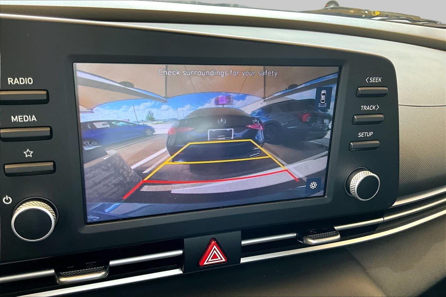 Used 2022 Electric Shadow Hyundai SE image 27