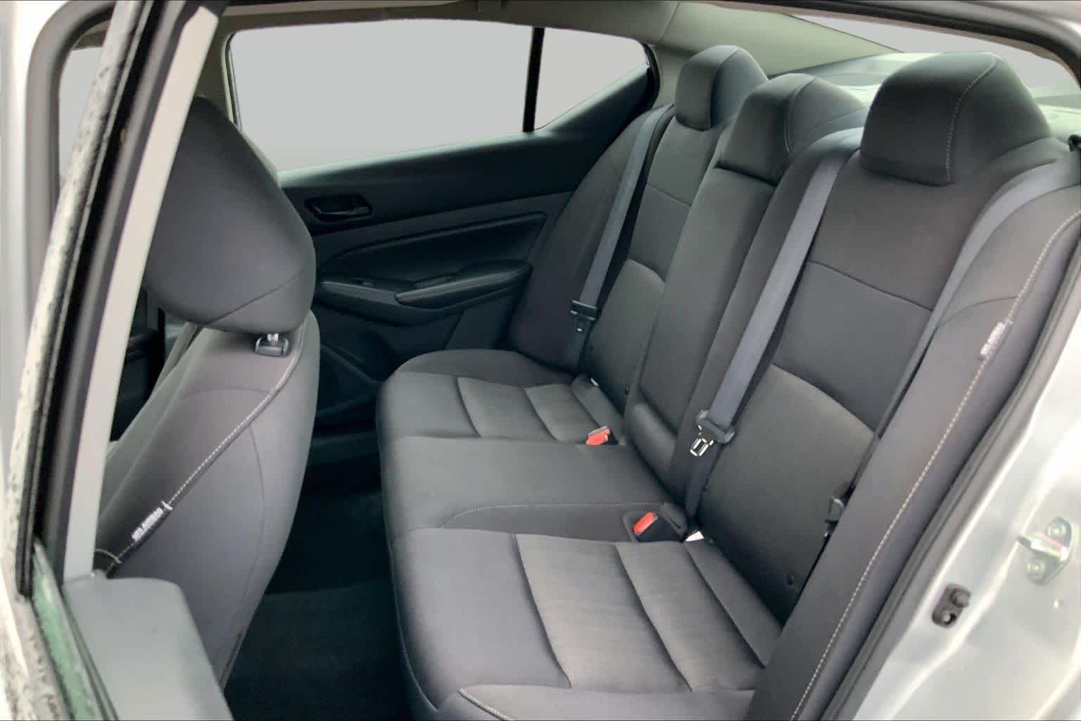Used 2024 Brilliant Silver Metallic Nissan 2.5 SV image 19