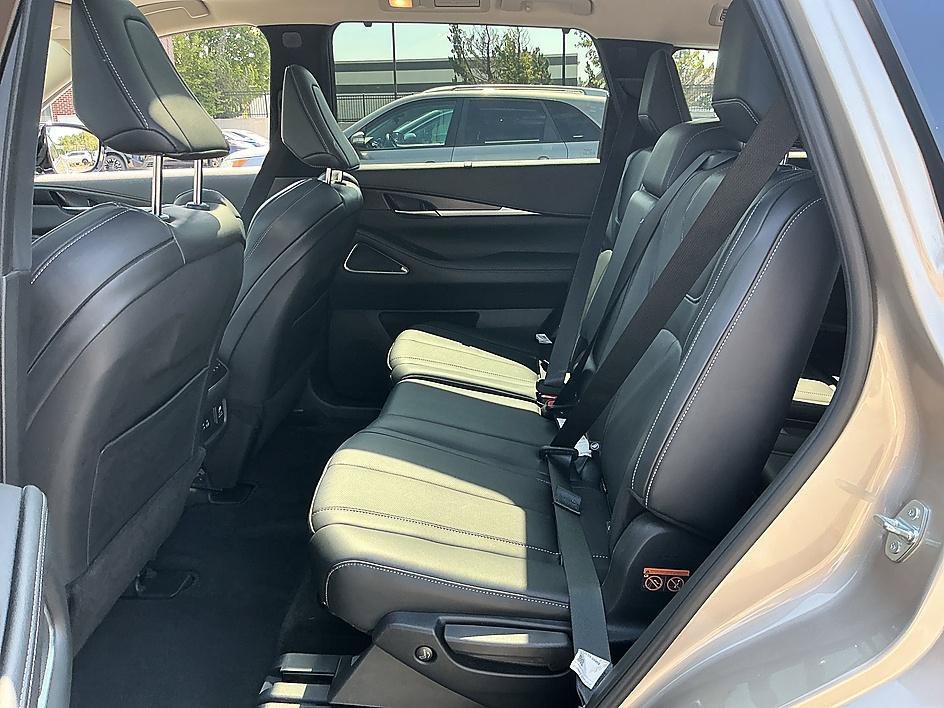 Used 2025 Warm Titanium INFINITI SENSORY image 25