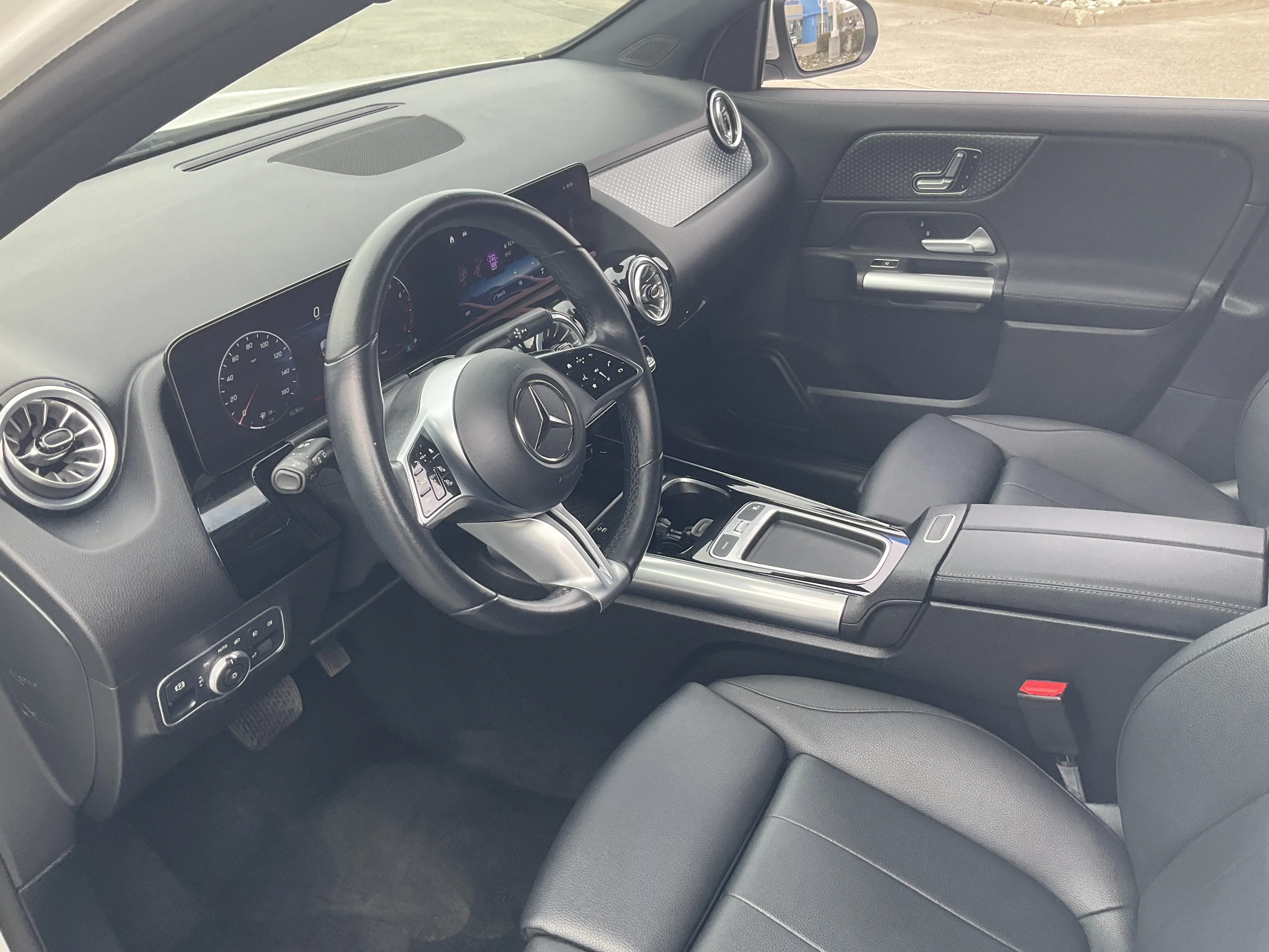 Used 2025 White Mercedes-Benz GLA 250 image 5