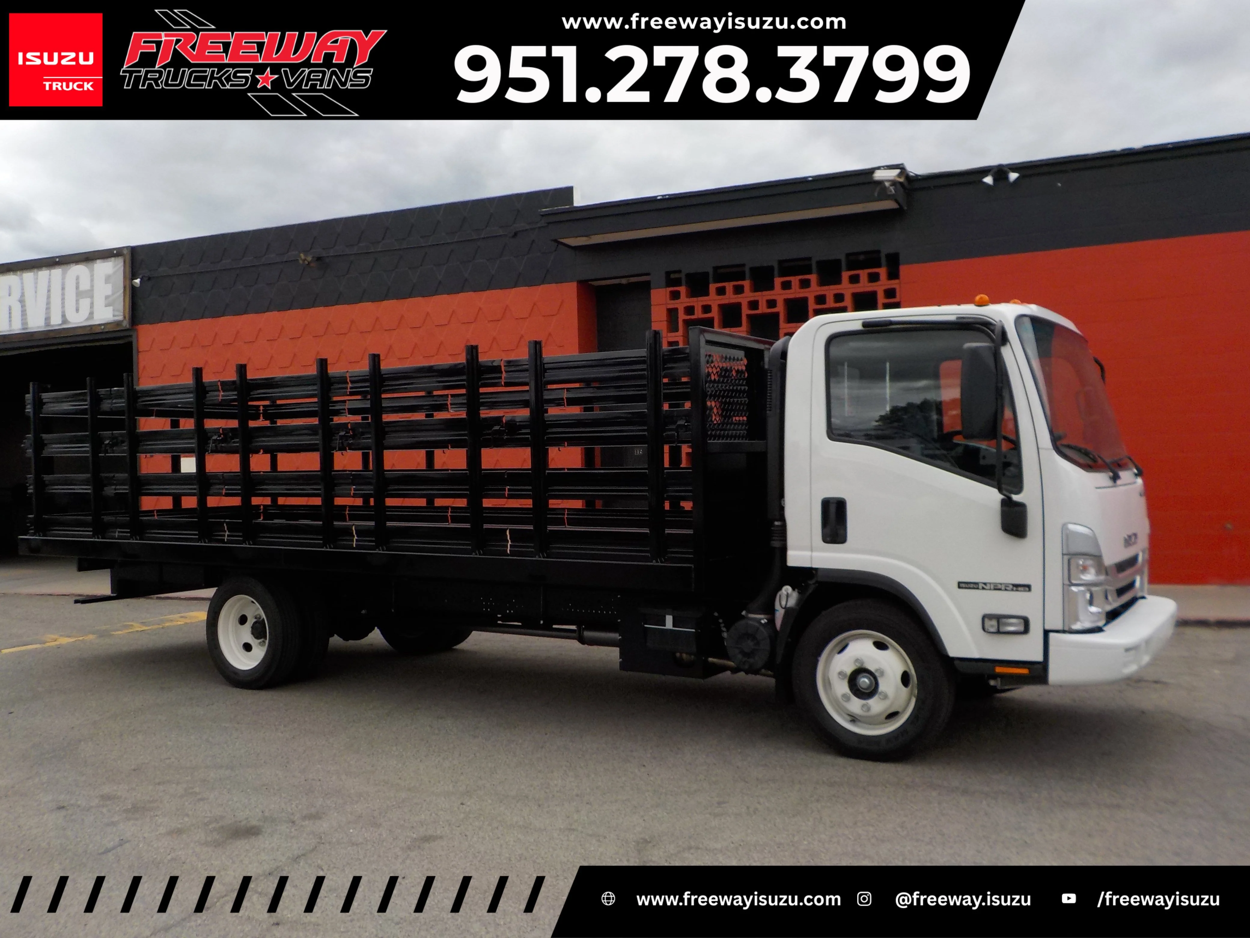 2024 Isuzu NPR-HD's photo