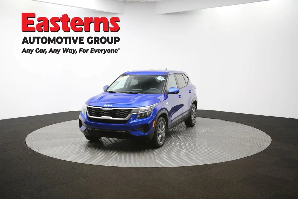 Used 2022 Blue Kia LX image 53