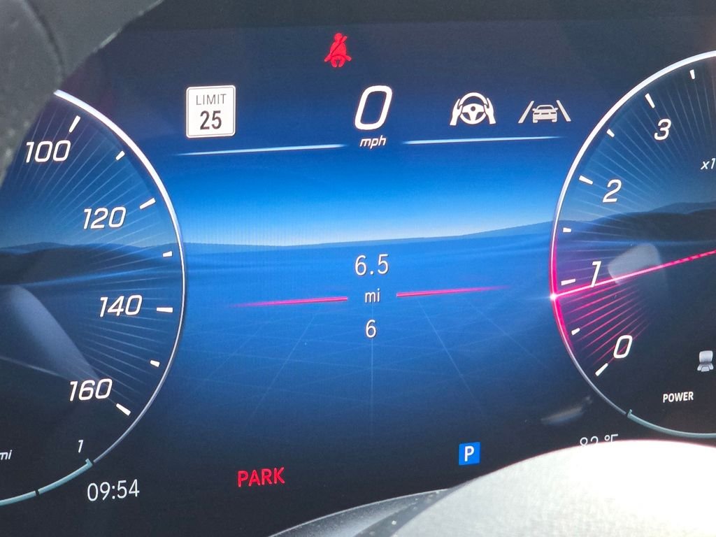 New 2027 Graphite Grey Metallic Mercedes-Benz GLC 300 image 30