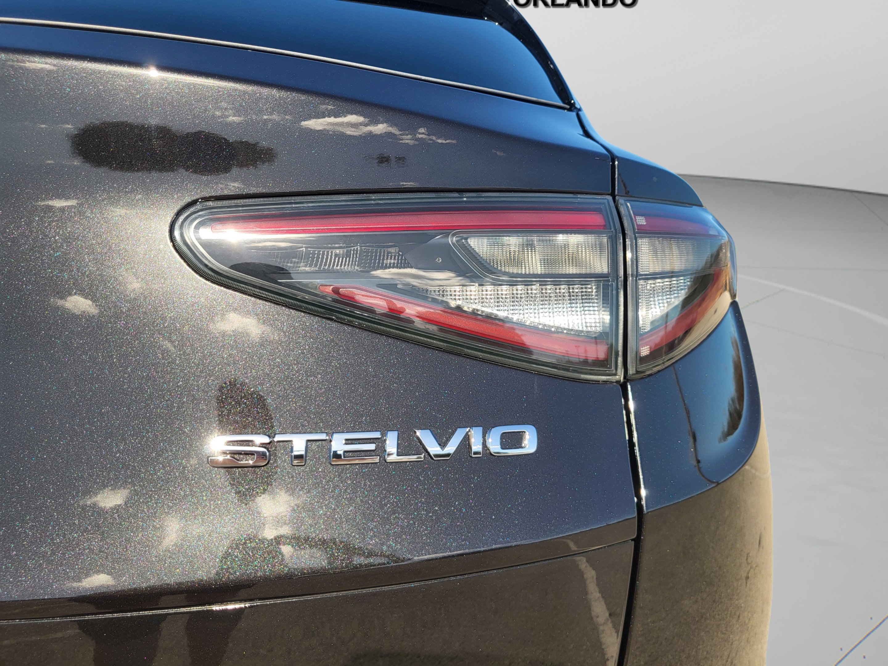 New 2026 Vulcano Black Metallic Alfa Romeo  image 19