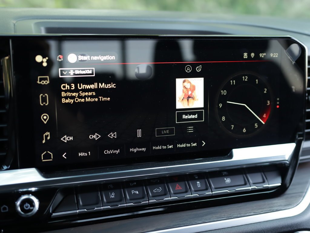 2026 GMC Sierra 2500HD SLT - Photo 13