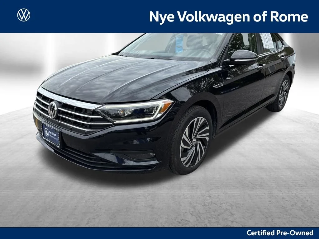 Used 2021 Black Volkswagen SEL Premium image 1