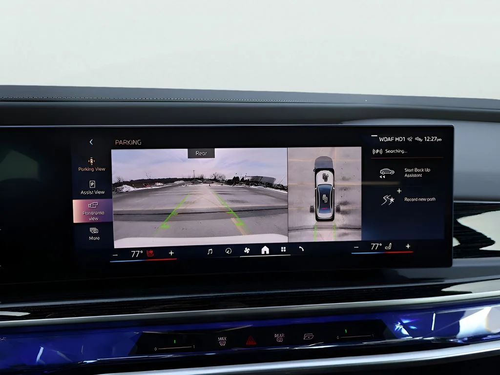 2025 BMW 7 Series 740i - Photo 25