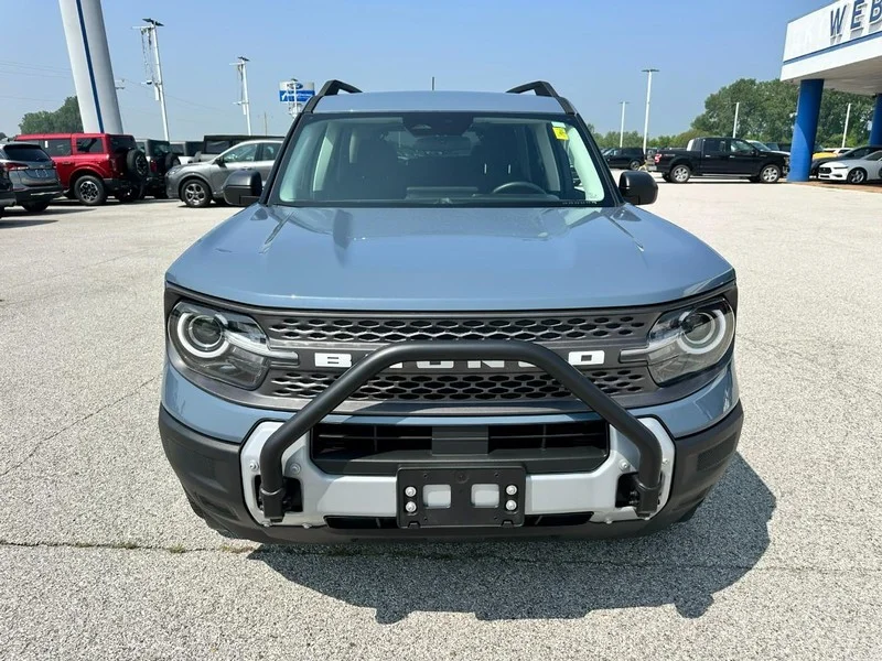 Used 2025 Velocity Blue Metallic Ford Big Bend 4x4 image 9