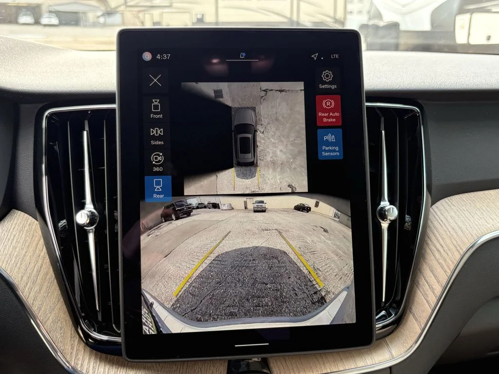 New 2026 Vapour Grey Volvo Plus image 20