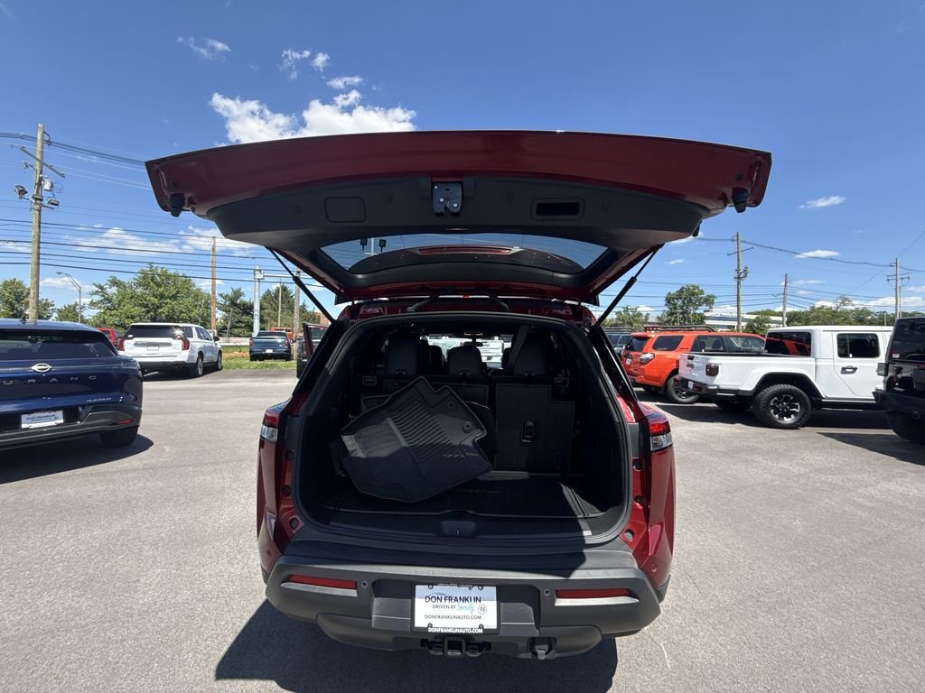 Used 2024 Red Nissan Rock Creek image 23