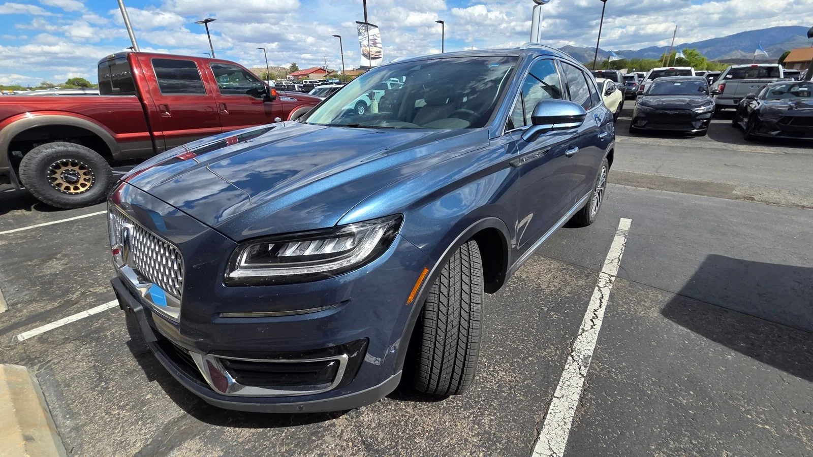 2019 Lincoln Nautilus Reserve AWD's photo