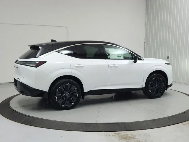 New 2026 White Nissan Platinum image 7