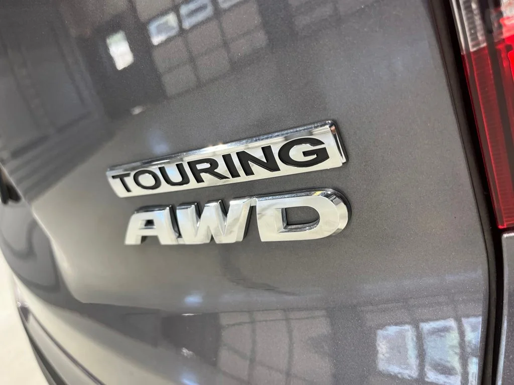 Certified Used 2019 Modern Steel Metallic Honda Touring image 35