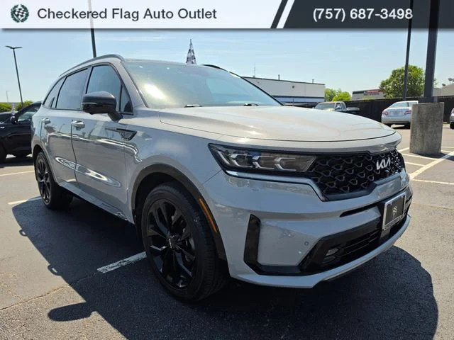 Used 2022 Wolf Gray Kia SX-Prestige image 11