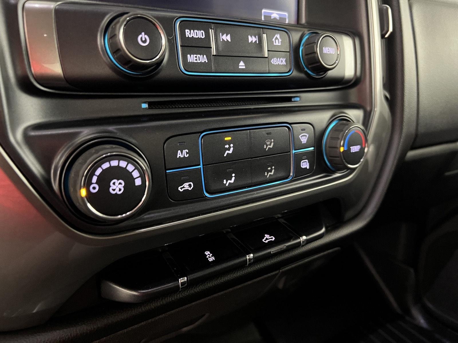 Used 2018 Black Chevrolet LT image 6
