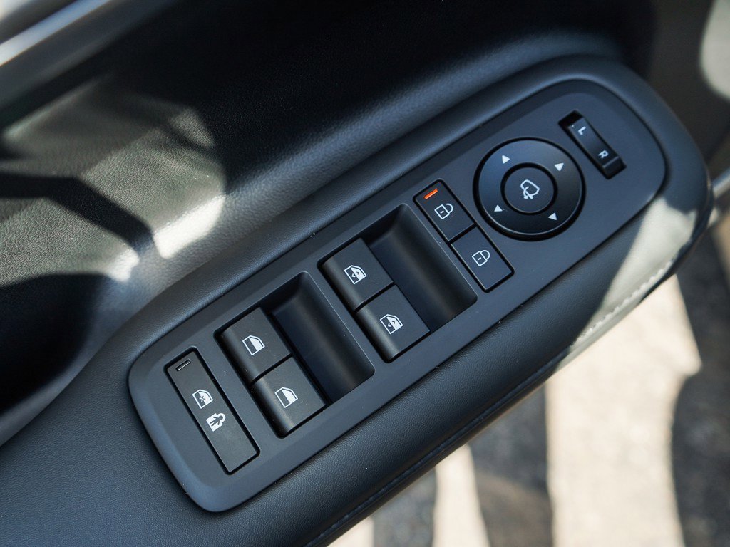2026 Hyundai Santa Fe Limited - Photo 19