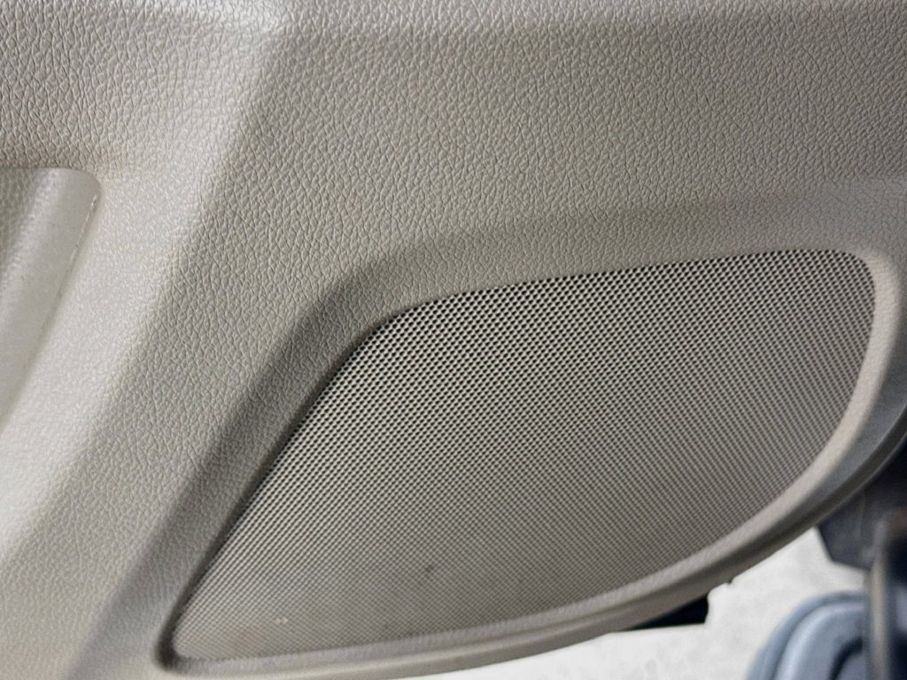 Certified Used 2021 Platinum White Pearl Honda Touring image 25