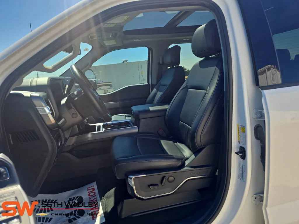 Used 2024 White Ford LARIAT image 15