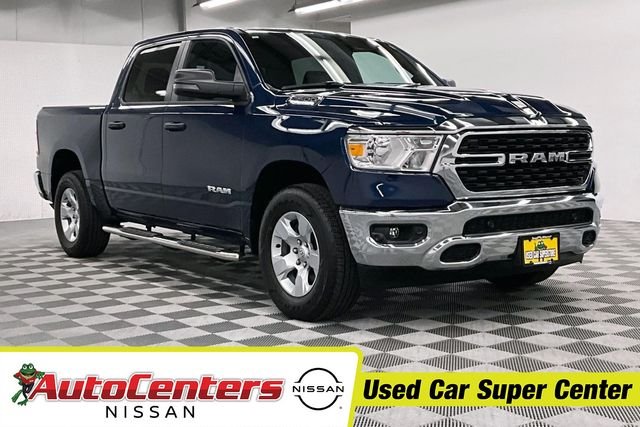 2023 RAM 1500 Big Horn/Lone Star 4x4 Crew Cab 5'7's photo