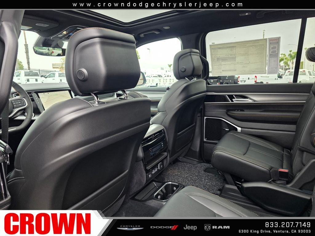 New 2026 High Gloss Black Exterior Paint Jeep  image 13
