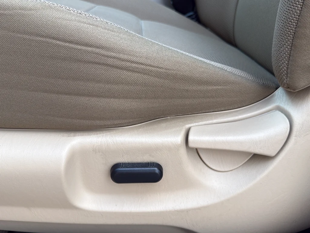 Used 2009 White Ford XLT image 16
