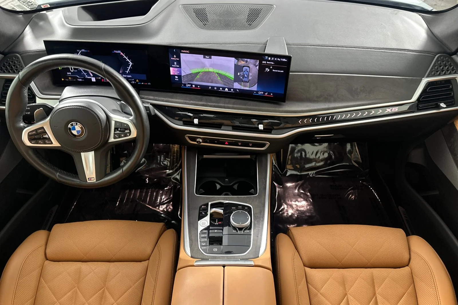 Used 2024 BROOKLYN GRAY BMW xDrive40i Sports Activity Vehicle image 12