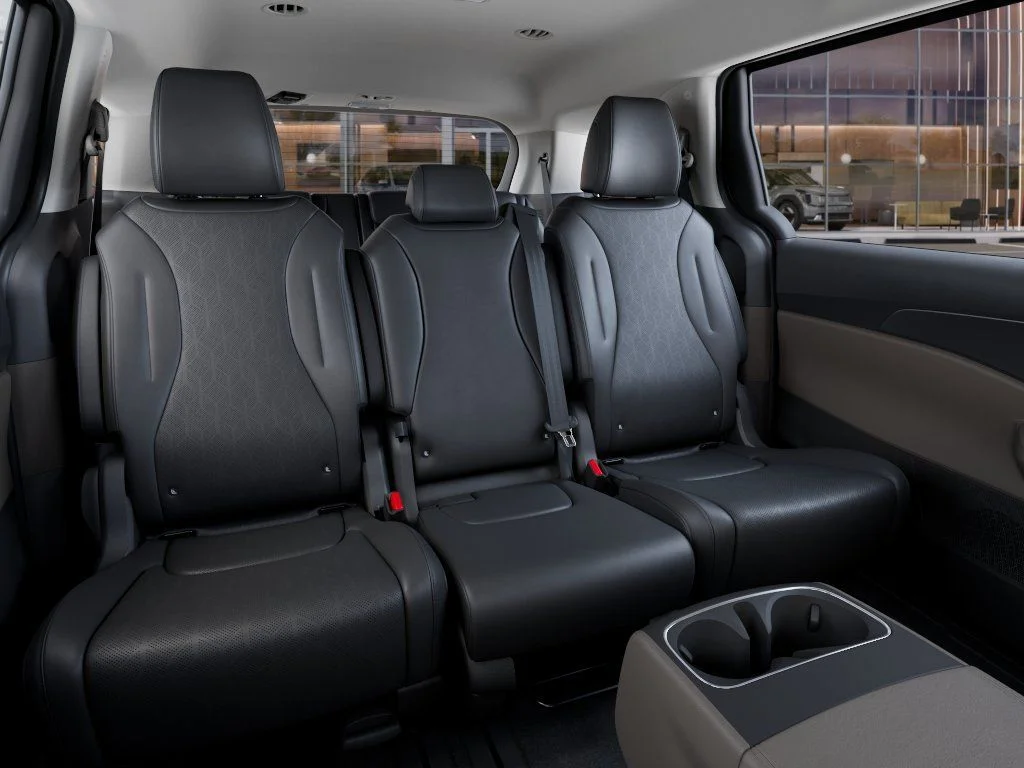 New 2026 Gray Kia LXS image 16