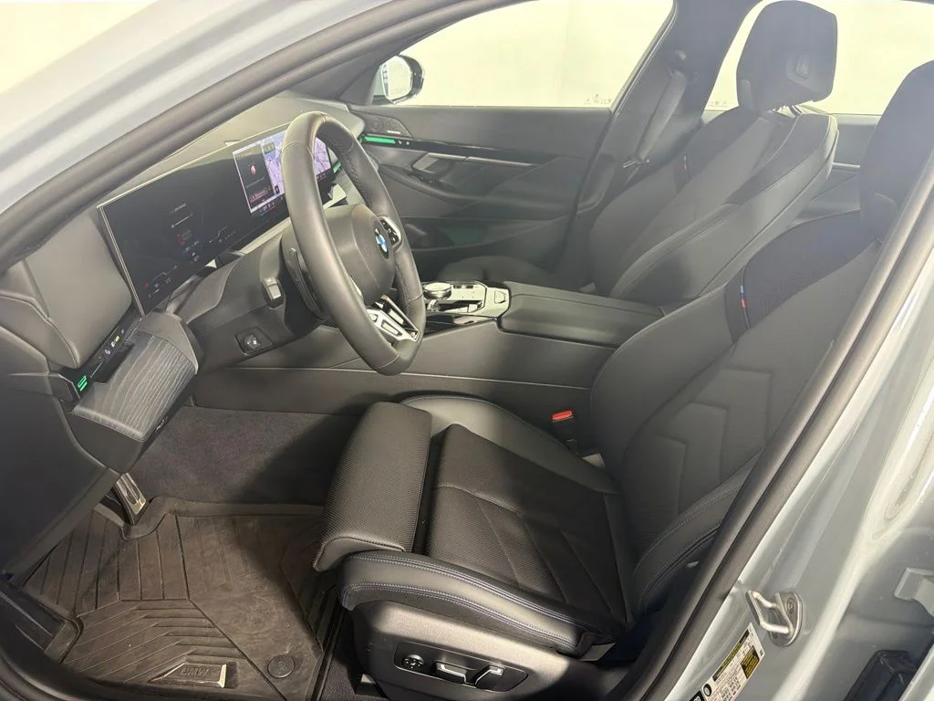 Used 2026 Brooklyn Grey Metallic BMW 530i xDrive image 25