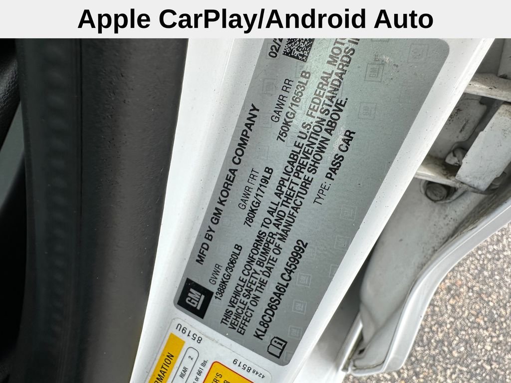 Used 2020 White Chevrolet 1LT image 12